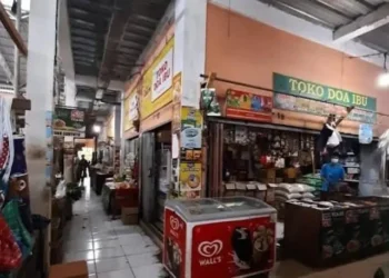 Suasana Pasar Blok F, Kota Cilegon yang akan dijadikan kawasan bebas rentenir. DisperindagKota Cilegon siapkan funding untuk pinjaman para pedagang.(Uri/Bantenraya.com)