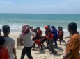 Wisatawan Hilang di Pantai Daplangu Pandeglang Ditemukan Mengambang 20 Tim SAR Gabungan melakukan evakuasi korban terseret ombak Pantai Daplangu, Desa Kertajaya, Kecamatan Sumur, Kabupaten Pandeglang, Jumat, 13 Februari 2026. (Basarnas)