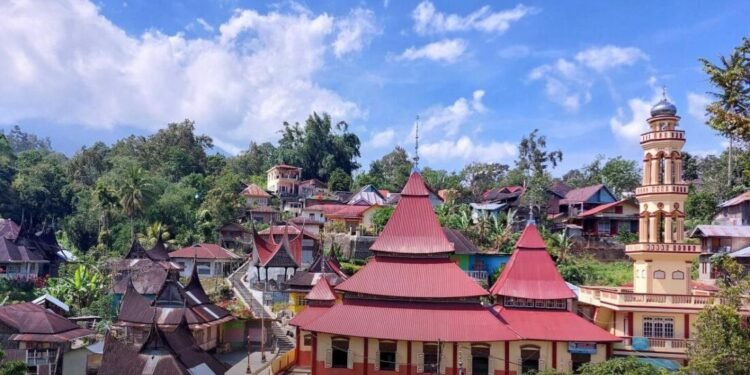 Suasana di Nagaria Tuo Pariangan, Sumatera Barat. Dok: Jadesta Kemenparekraf
