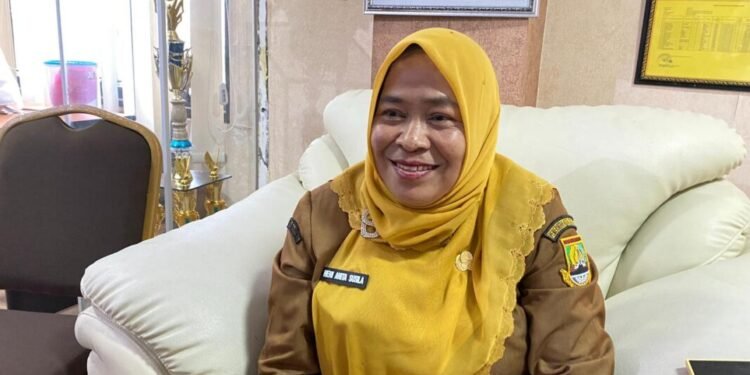 Kepala Dindikbud Kota Cilegon Heni Anita Susila
