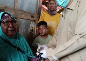 Pasca Kebakaran, Pedagang Pasar Baru Labuan Dapat Pemeriksaan Gratis 6 Korban kebarkaran Pasar Baru Labuan