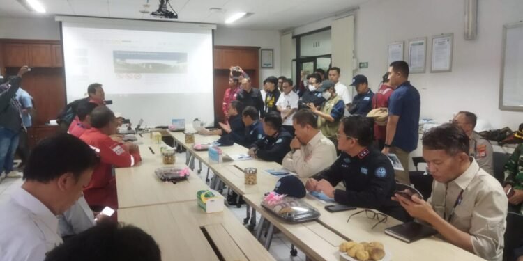 KLH Sebut Unsur Pidana dalam Insiden Gas Oranye PT Vopak Terminal Merak