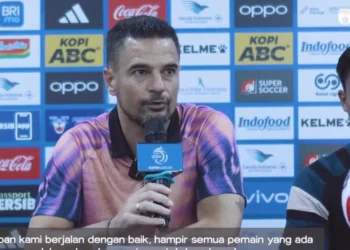 Pelatih Persita, Carlos Pena