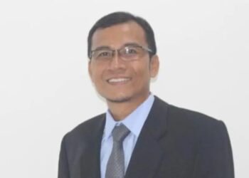 Pengamat Nilai Kepemimpinan Robinsar dan Fajar Berhasil Hadapi Guncangan Anggaran, Dari Hutang Sekarang Menjadi Surplus 6 Pengamat Edi M Abduh menyatakan keberhasilan Robinsar dan Fajar menyeimbangkan anggaran.