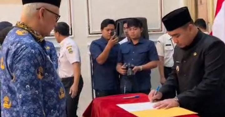 Mutasi dan rotasi eselon 2