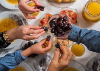 Contoh Undangan Bukber Ramadan 2026, Cocok untuk Dibagikan di Grup WhatsApp! 7 Undangan Bukber Ramadan