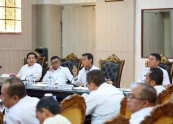 Agenda rapat evaluasi dan pembinaan pencegahan korupsi yang diselenggarakan Pemprov Banten bersama KPK, Rabu, 4 Februari 2026. (Prokopim Setda Banten)