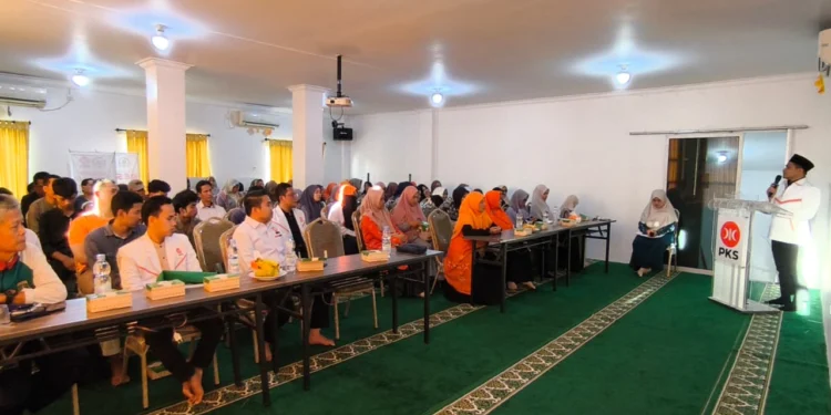 Pelantikan DPC PKS Kecamatan Purwakarta Kota Cilegon yang dilaksanakan di Aula Gedung Dewan Pimpinan Tingkat Daerah (DPTD) PKS Kota Cilegon pada Rabu, 4 Februari 2026. (Dok PKS Cilegon)