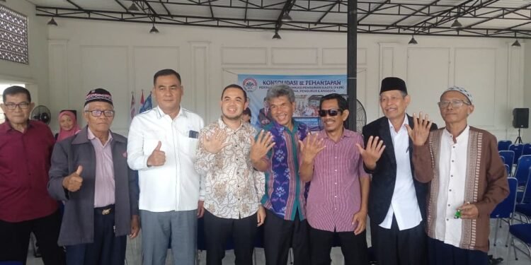 Pensiunan Krakatau Steel saat menemui Anggota Dewan pada Kamis, 12 Februari 2026. (dok Pensiunan Krakatau Steel)