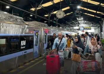 Moda transportasi kereta api yang mendapatkan diskon tiket perjalanan untuk Lebaran Idul Fitri. Dok: instagram @kemenpar.ri