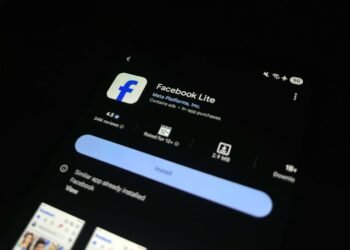 Foto aplikasi Facebook Lite. (Dokumentasi Bantenraya.com)