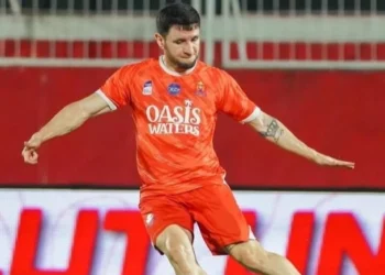 Pemain Persijap Jepara latihan shooting jelang hadapi Persebaya Surabaya dalam laga pekan ke-22 BRI Super League 2025-2026. (Instagram @persijap_jepara)