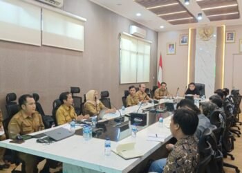 Suasana rapat Salira yang digelar Pemkot Cilegon. Dimana, kemungkinan besar salira hanya cair 40 persen lagi di 2026. (Dokumen Pemkot Cilegon)