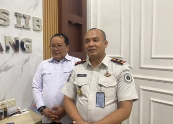 Kepala Rutan Kelas IIB Pandeglang, Raden Achmad Zaki memberikan ucapan Hari Pers Nasional 2026, Senin (9/2).