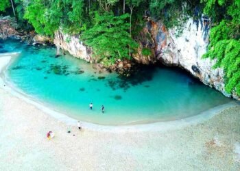 Jadi Sungai Terpendek di Dunia, Sungai Tamborasi Miliki Keindahan Alam Yang Cantik 7 Suasana Sungai Tamborasi di Sulawesi Tenggara. Dok : Pariwisata Indonesia