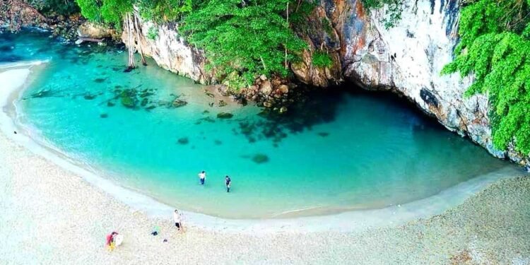 Suasana Sungai Tamborasi di Sulawesi Tenggara. Dok : Pariwisata Indonesia