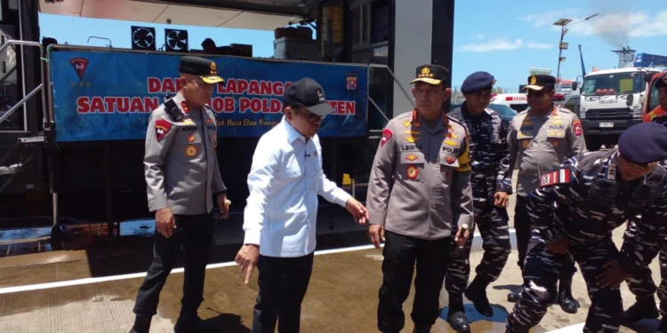 Para menteri saat mengadakan acara rakor di dermaga Eksekutif Pelabuhan Merak, Jumat 13 Maret 2026. (Uri/Banten Raya)