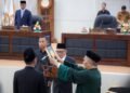 Pengambilan Sumpah Jabatan Abdul Rohman saat diambil sumpah dan janjinya sebagai anggota DPRD Banten menggantikan Ustadz Asnin Syafiuddin melalui agenda PAW. Selasa, (3/3/2026).
