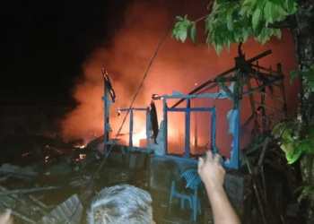 Rumah warga di Pandeglang terbakar