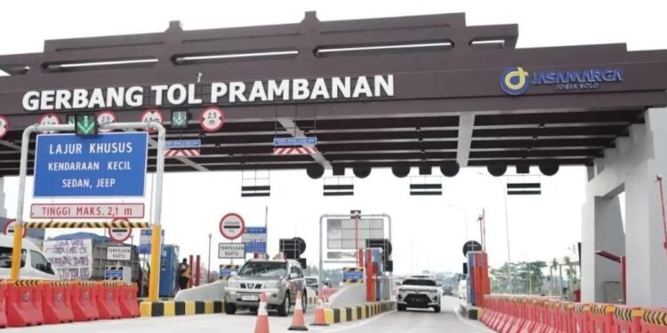 Travic kendaraan meningkat memasuki kawasan Jawa saat momen mudik lebaran. (DokJasa Marga)