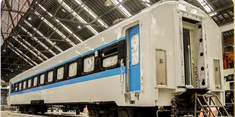 Kereta Ekonomi Kerakyatan Beroperasi Mulai 11 Maret, Cek Rute dan Harga Tiketnya 1 Potret Kereta Api Ekonomi Kerakyatan yang akan segera beroperasi. (Instagram @keretaapikita)