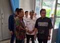 Sekretaris Jenderal PAPPRI Pusat Dwiki Darmawan (kanan) saat meninjau Gedung Negara Provinsi Banten sebagai lokasi acara peringatan Hari Musik Nasional 2026, belum lama ini. (Dokumentasi Bantenraya.com)