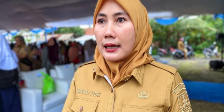 Sekolah Swasta di Kabupaten Serang Bakal Buka Pelayanan Adminduk 1 Kepala Disdukcapil Kabupaten Serang Warnerry Poetry. (Andika/Bantenraya.com)