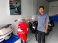 Show unit produk CF Moto tipe matic yang menjadi andalan penjualan di area Banten mejeng di diler Jalan Raya Drangong, Kota Serang, Selasa 3 Maret 2026. (Raden/Banten Raya)