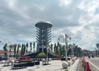 Penampakan Kota Cilegon yang dikenal sebagai kota industri, Jumat 6 Maret 2026. Pemkot Cilegon kini membuka data APBD secara transparan ke publik. (Tia/Bantenraya.com)