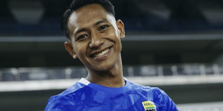 Jamu Persik di GBLA, Jadi Momen Beckham Putra Hadapi Mantan Rekan se-Tim 1 Beckham Putra akan hadapi momen emosional bertemu mantan rekan se-tim di GBLA. (Instagram/@persib)