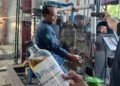 Minyak tanah hasil pirolisis yang diproduksi IPST Asari. (Gillang/Bantenraya.com)