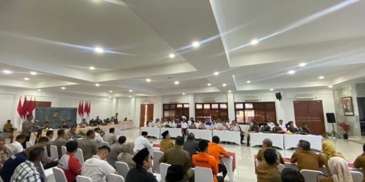 Suasana Rapat Koordinasi Persiapan Arus Mudik dan Balik Lebaran Idul Fitri di Polres Cilegon, Senin (2/3). Tia/Banten Raya